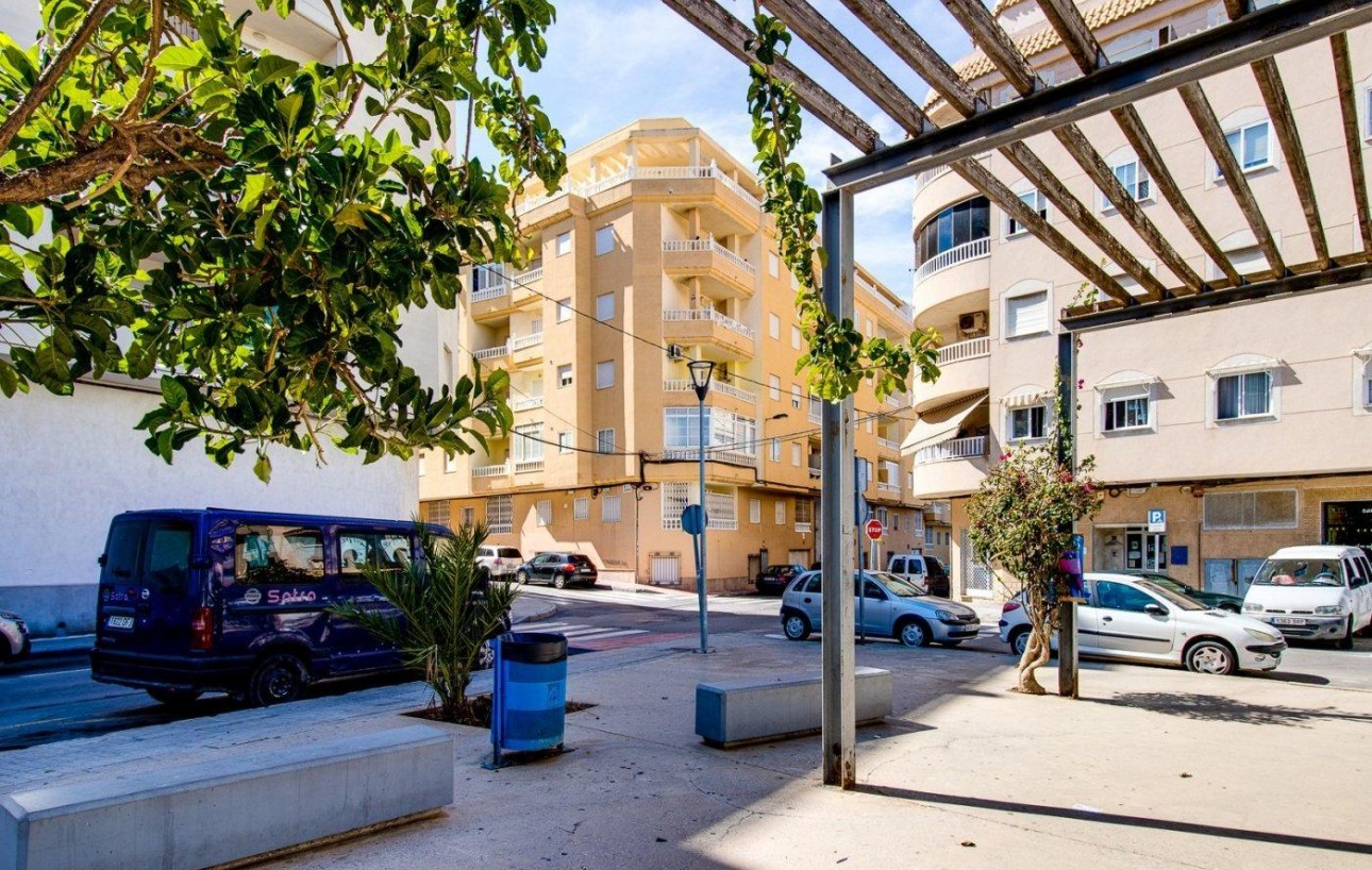 Resale - Lägenhet - Torrevieja - Centro