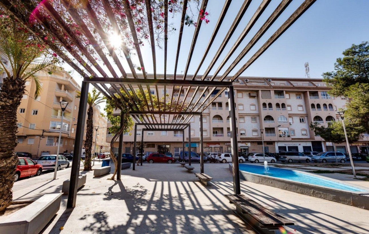 Resale - Lägenhet - Torrevieja - Centro