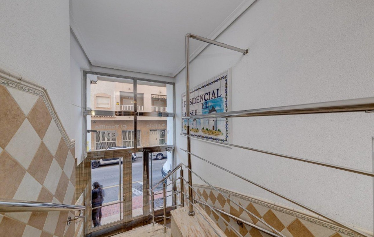 Resale - Lägenhet - Torrevieja - Centro