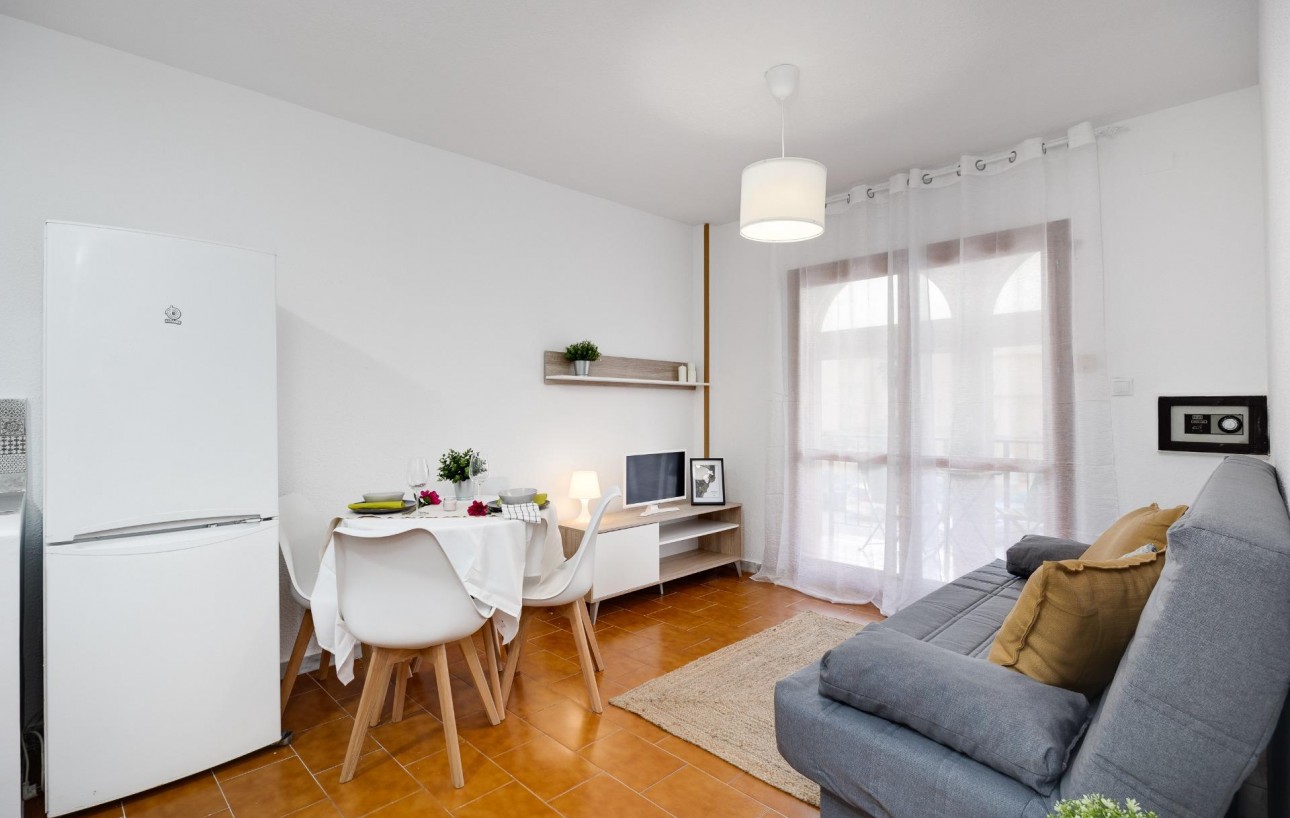 Revente - Appartement - Torrevieja - Calas blanca