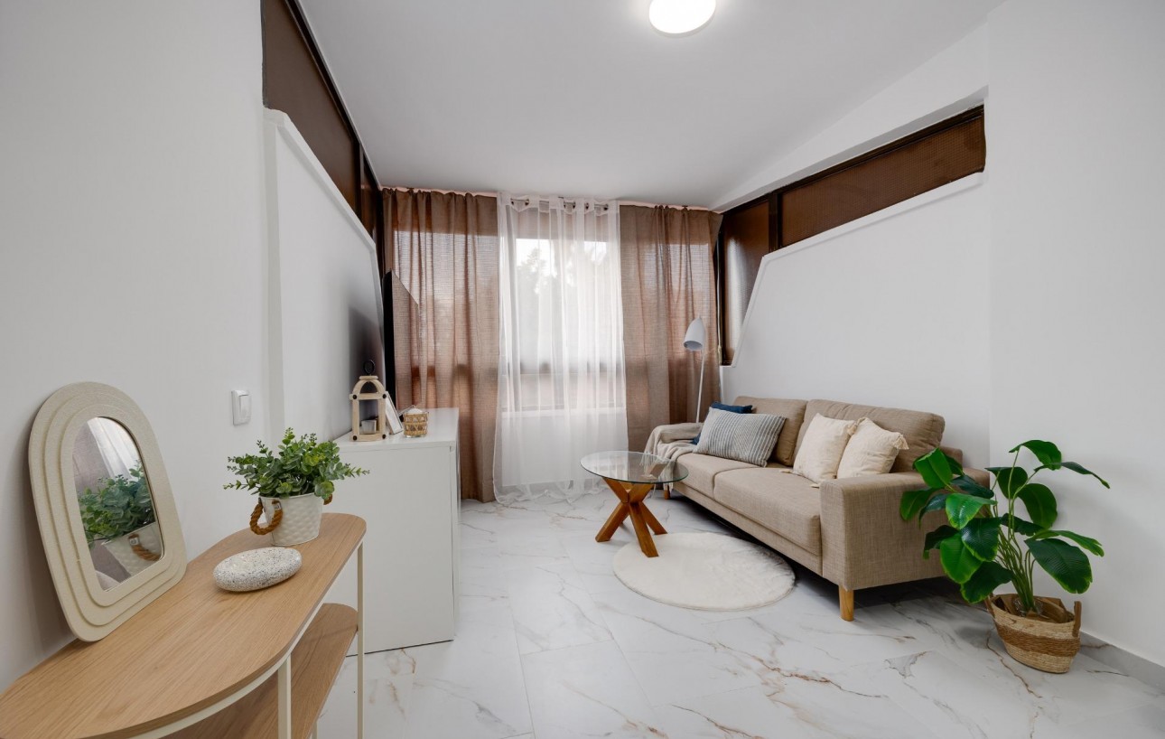 Sale - Apartment - Torrevieja - Cabo cervera