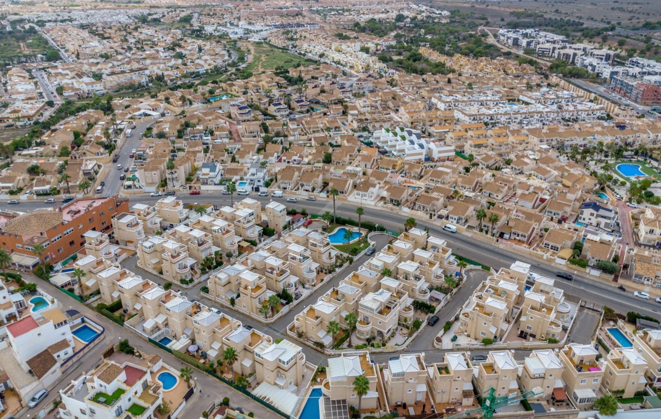 Venta - Casa Tipo Dúplex - Orihuela Costa - Los Altos