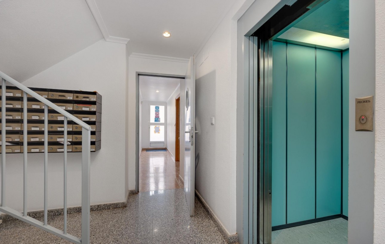 Revente - Appartement - Torrevieja - Habaneras