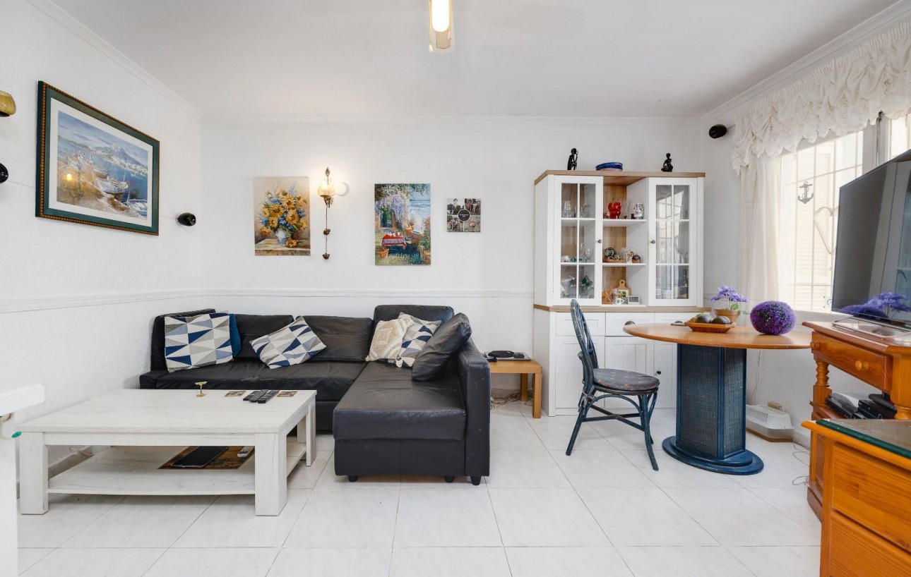 Resale - Casa - Torrevieja - Los Frutales