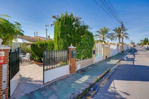 Resale - Casa - Torrevieja - Los Frutales