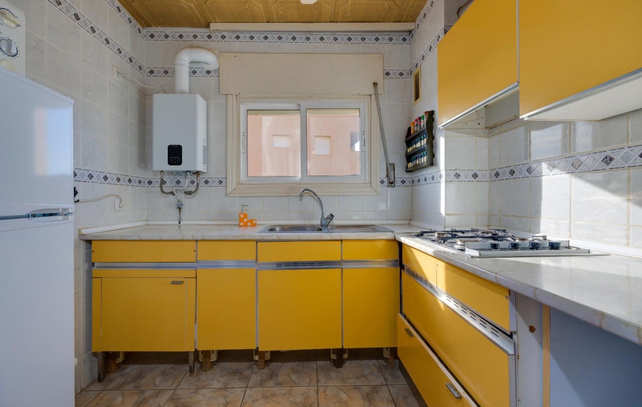 Resale - Lägenhet - Guardamar del Segura - Urbanizaciones