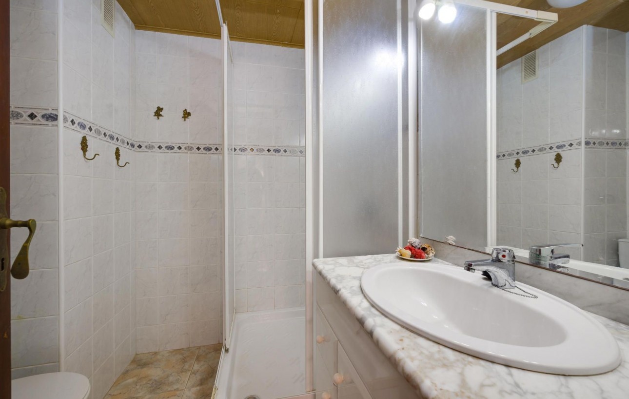 Resale - Lägenhet - Guardamar del Segura - Urbanizaciones