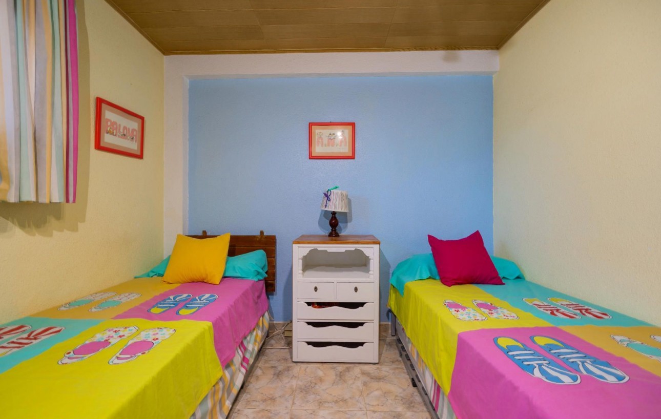 Resale - Lägenhet - Guardamar del Segura - Urbanizaciones