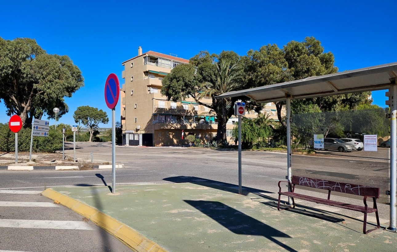 Resale - Lägenhet - Guardamar del Segura - Urbanizaciones