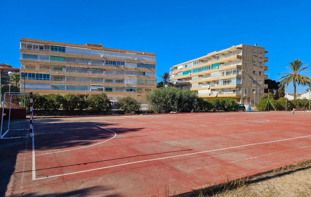Resale - Lägenhet - Guardamar del Segura - Urbanizaciones