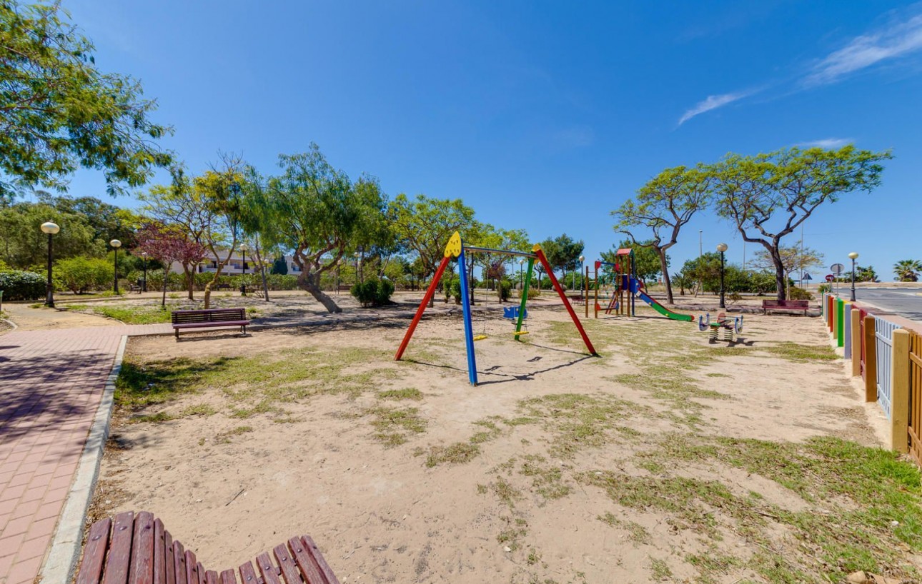 Resale - Lägenhet - Guardamar del Segura - Urbanizaciones