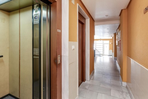 Resale - Lägenhet - Torrevieja - Playa del cura