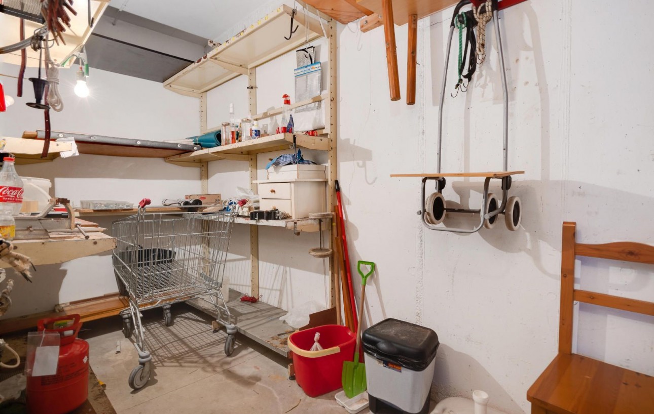 Resale - Lägenhet - Torrevieja - Playa del cura