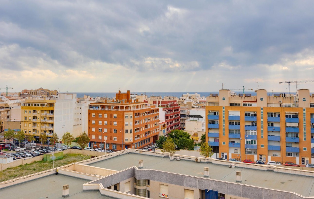 Resale - Lägenhet - Torrevieja - Playa del cura