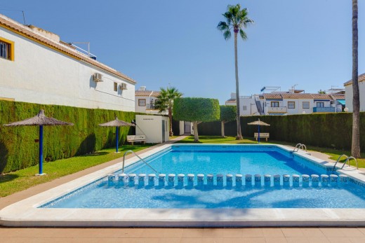 Resale - Bungalow Planta Alta - Torrevieja - La Siesta - El Salado - Torreta
