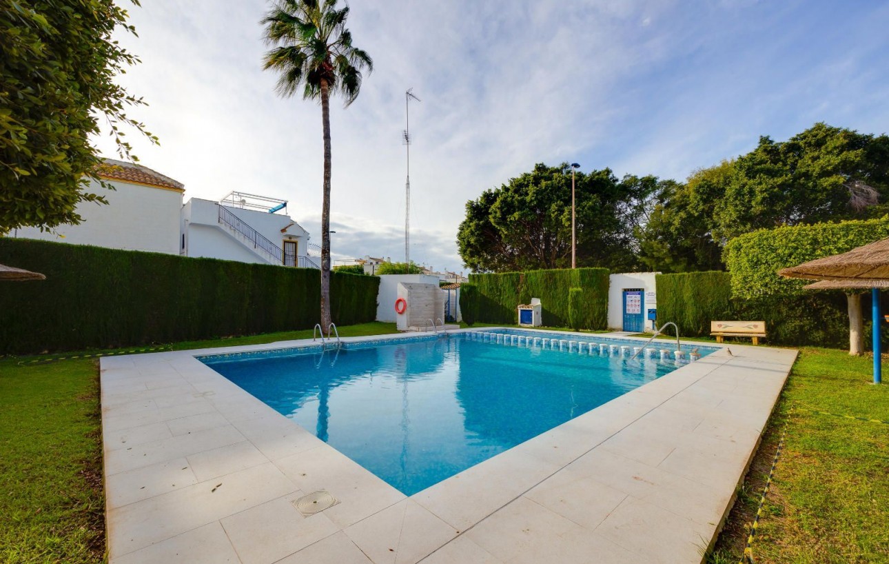 Resale - Bungalow Planta Alta - Torrevieja - La Siesta - El Salado - Torreta