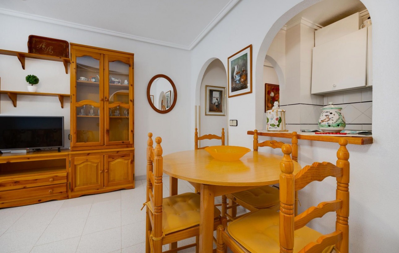 Resale - Lägenhet - Torrevieja - Acequion