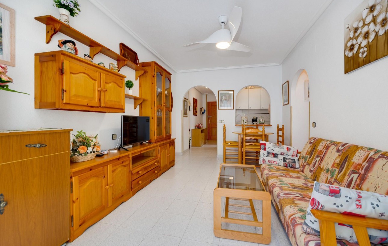 Resale - Lägenhet - Torrevieja - Acequion