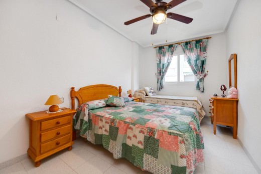 Resale - Lägenhet - Torrevieja - Acequion