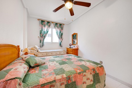 Resale - Lägenhet - Torrevieja - Acequion