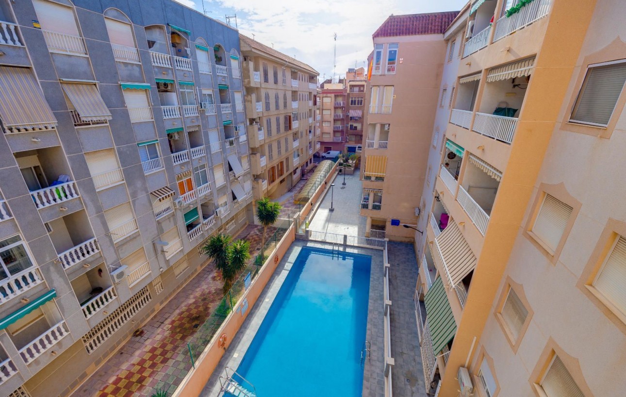 Resale - Lägenhet - Torrevieja - Acequion