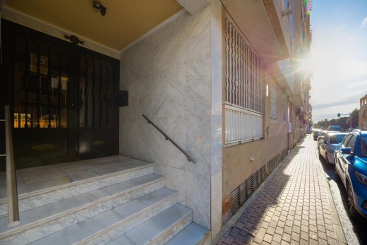 Resale - Lägenhet - Torrevieja - Acequion