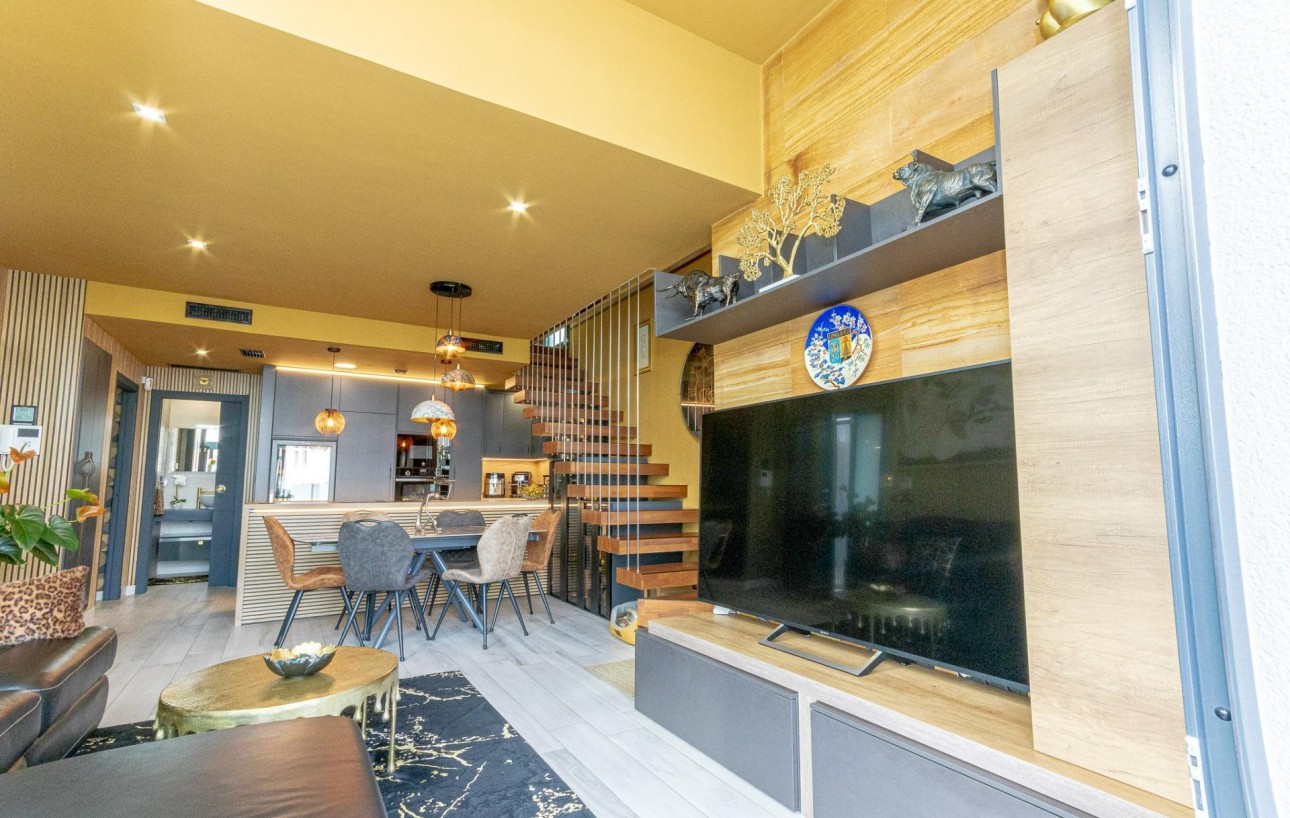 Resale - Villa de Lujo - Orihuela Costa - Lomas de Cabo Roig