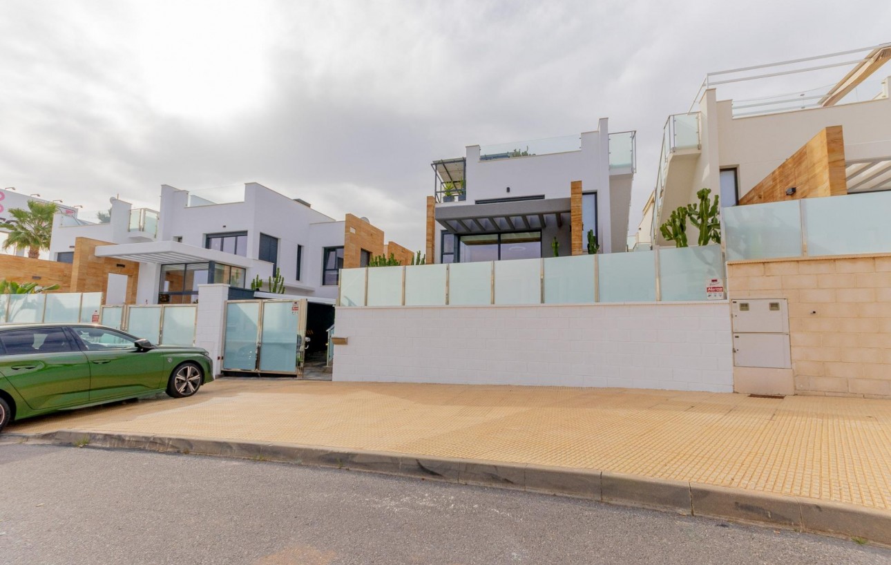 Resale - Villa de Lujo - Orihuela Costa - Lomas de Cabo Roig