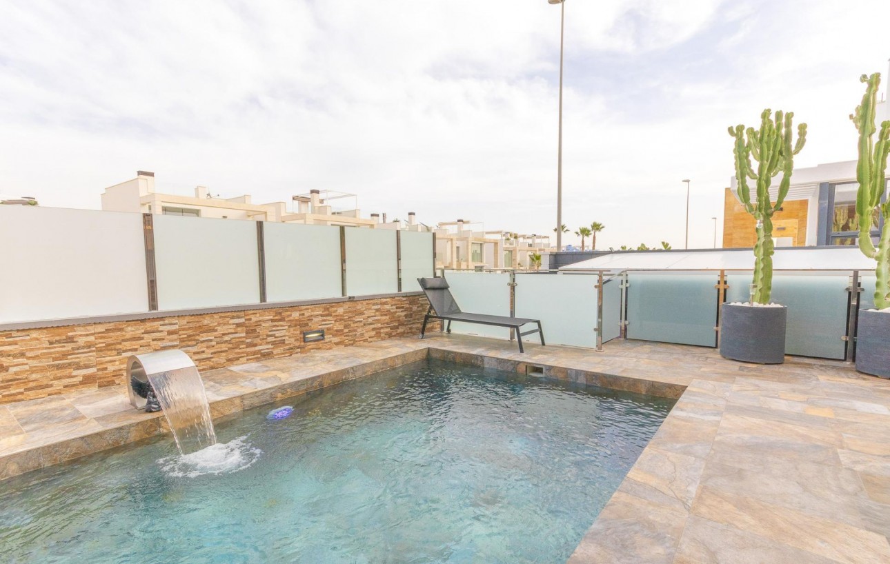 Resale - Villa de Lujo - Orihuela Costa - Lomas de Cabo Roig