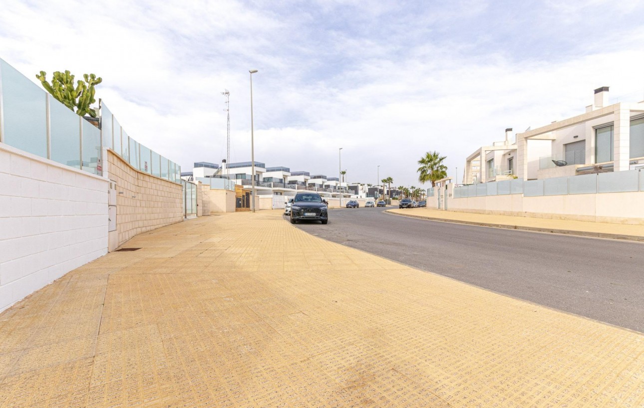 Resale - Villa de Lujo - Orihuela Costa - Lomas de Cabo Roig