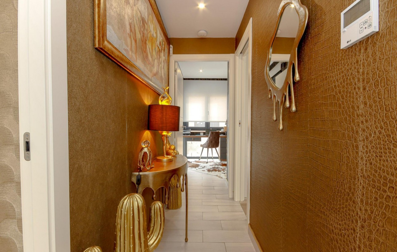 Resale - Villa de Lujo - Orihuela Costa - Lomas de Cabo Roig