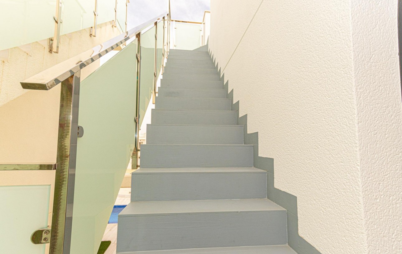 Resale - Villa de Lujo - Orihuela Costa - Lomas de Cabo Roig