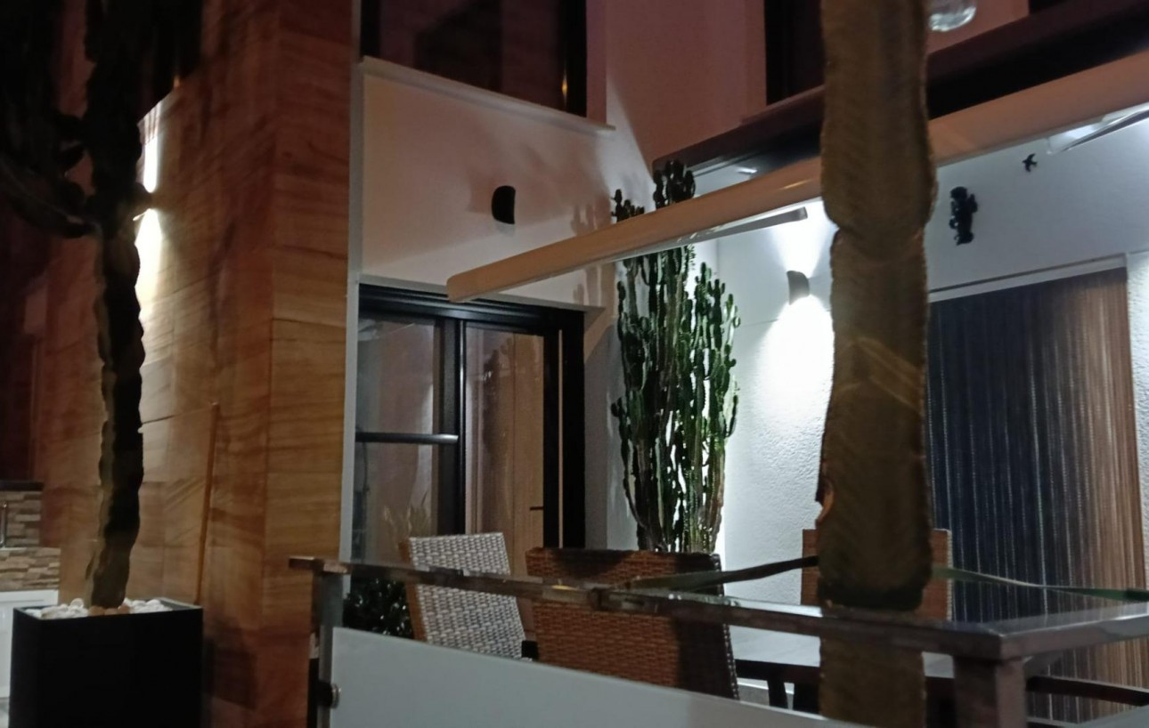 Resale - Villa de Lujo - Orihuela Costa - Lomas de Cabo Roig