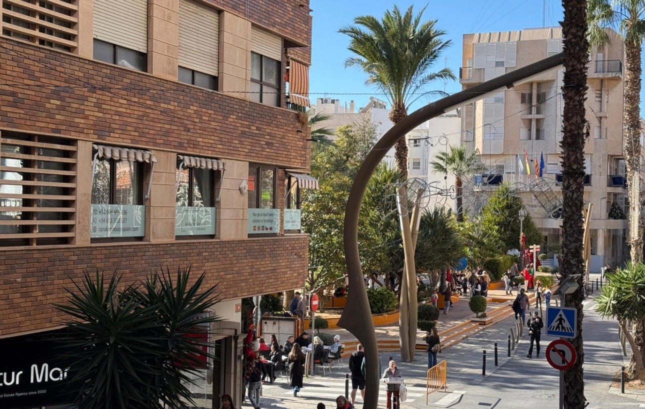 Resale - Piso - Torrevieja - Centro