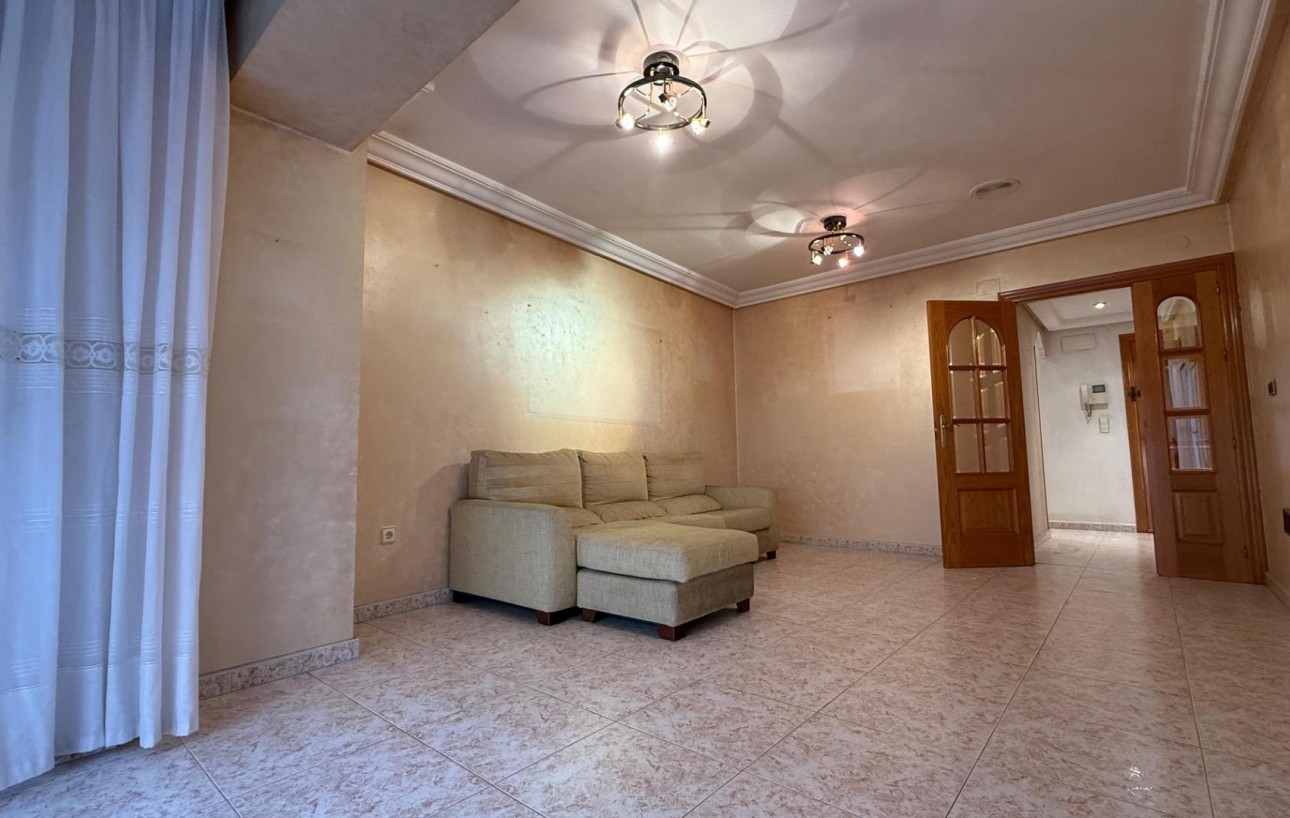 Resale - Piso - Torrevieja - Centro