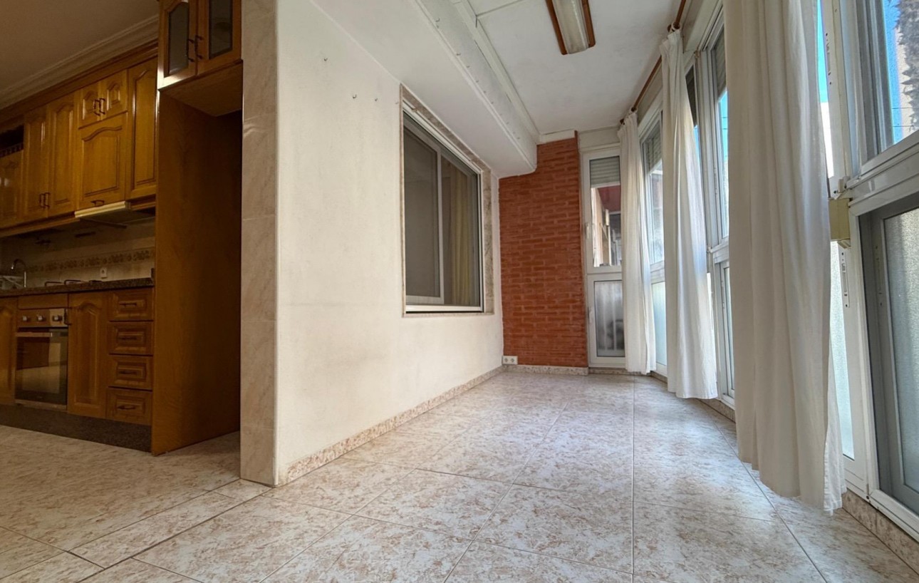 Resale - Piso - Torrevieja - Centro