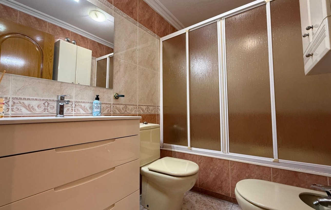 Resale - Piso - Torrevieja - Centro