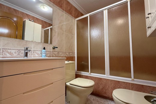 Resale - Piso - Torrevieja - Centro