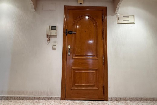 Resale - Piso - Torrevieja - Centro