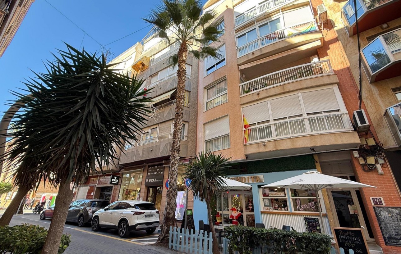 Resale - Piso - Torrevieja - Centro