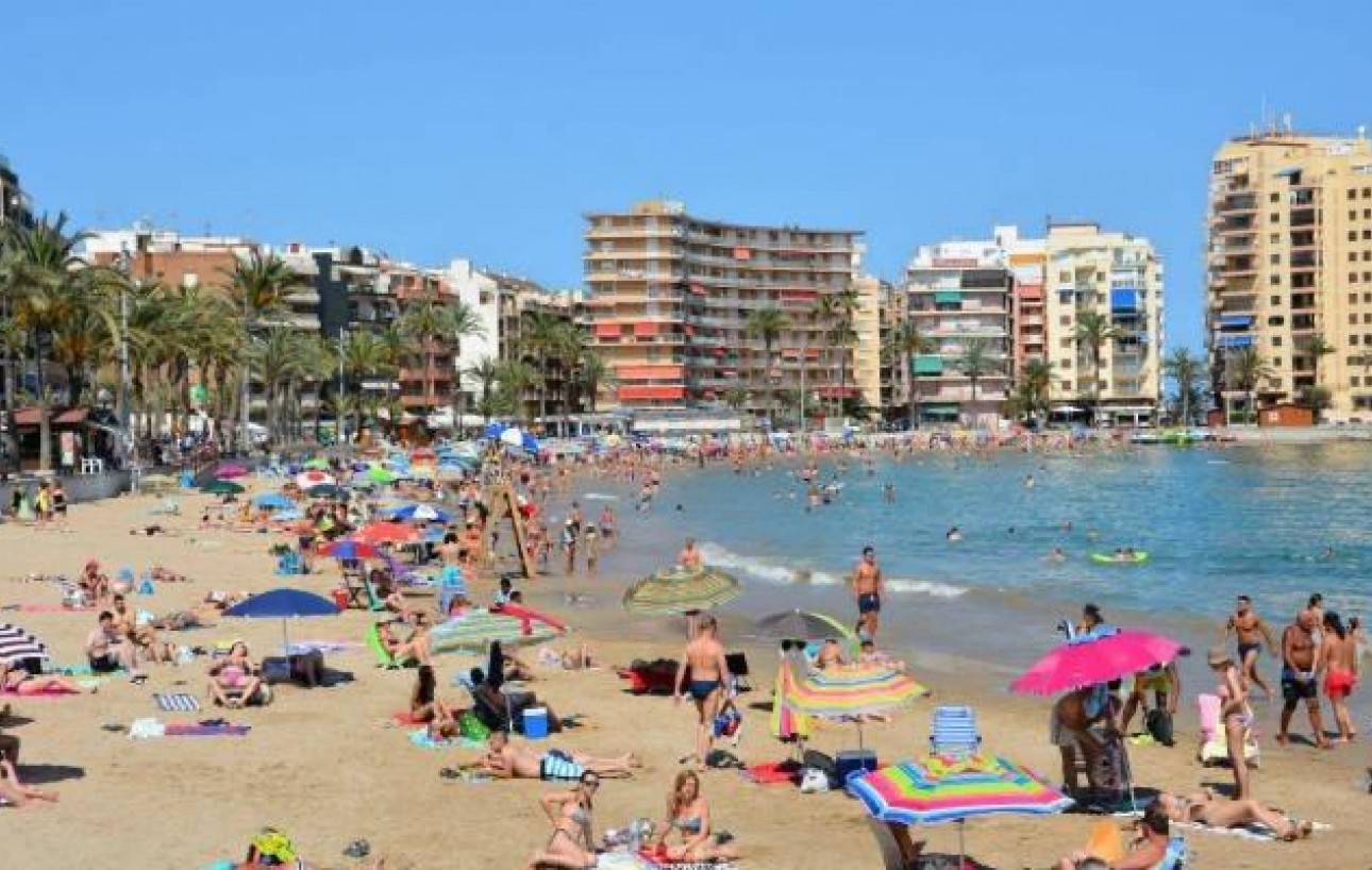 Resale - Piso - Torrevieja - Centro