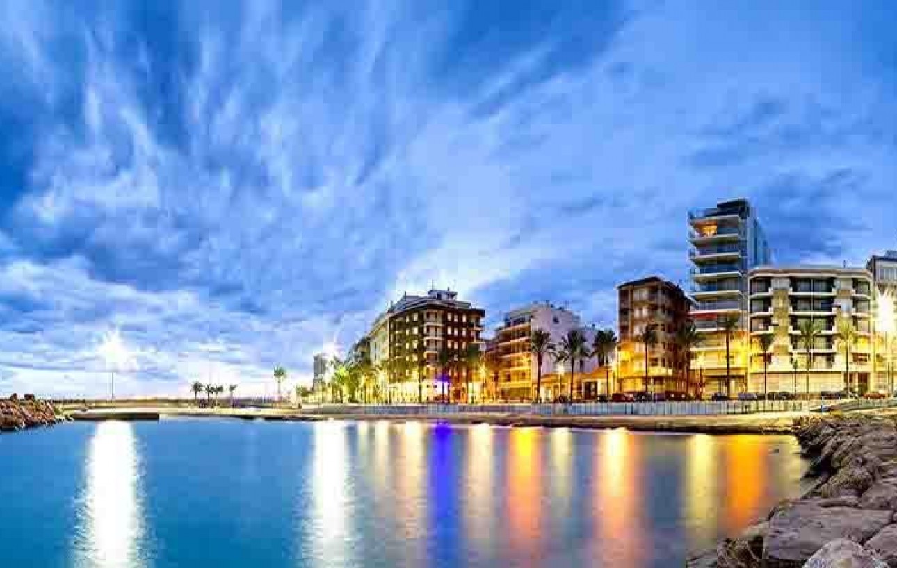 Resale - Piso - Torrevieja - Centro