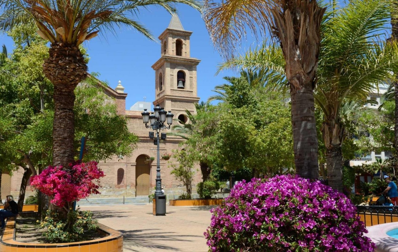 Resale - Piso - Torrevieja - Centro