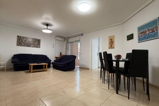 Revente - Attique - Torrevieja - Estacion de autobuses