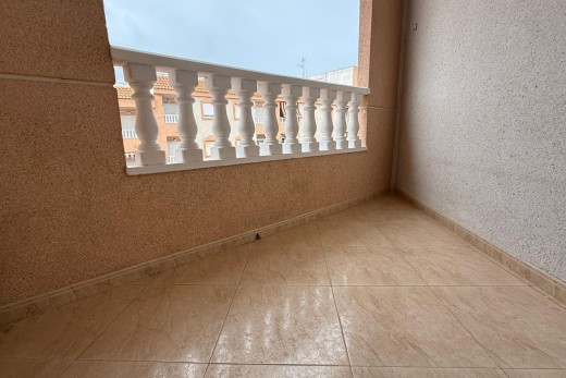 Revente - Attique - Torrevieja - Estacion de autobuses