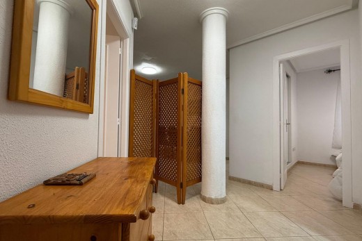 Revente - Attique - Torrevieja - Estacion de autobuses