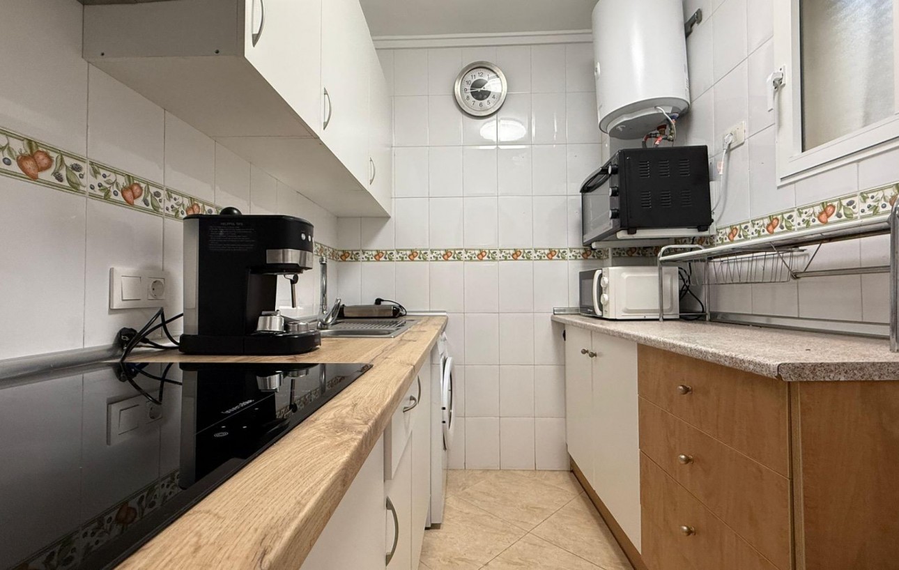 Revente - Attique - Torrevieja - Estacion de autobuses