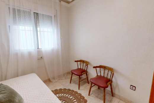 Resale - Planta baja - Torrevieja - Estacion de autobuses