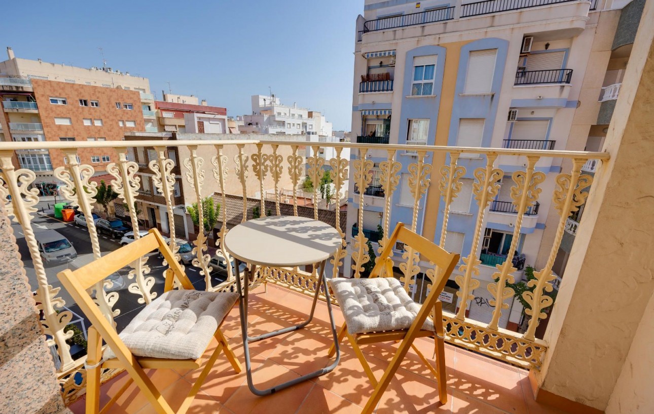 Resale - Lägenhet - Torrevieja - torrevieja