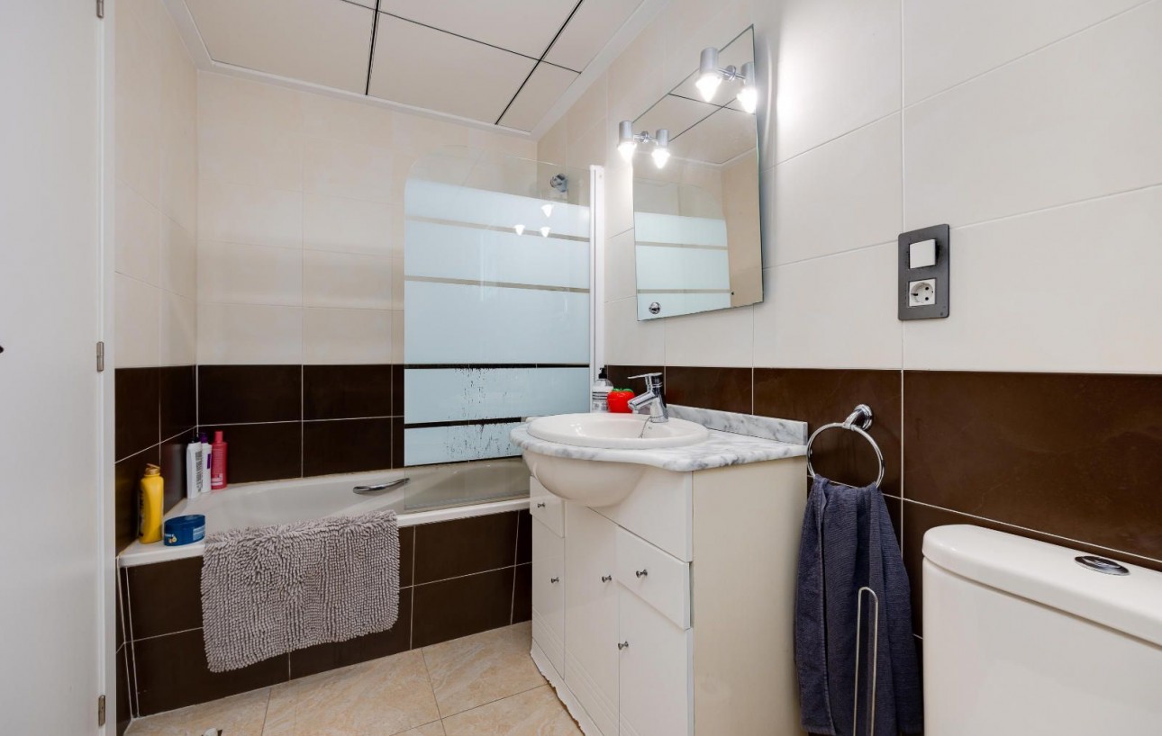 Resale - Lägenhet - Torrevieja - torrevieja